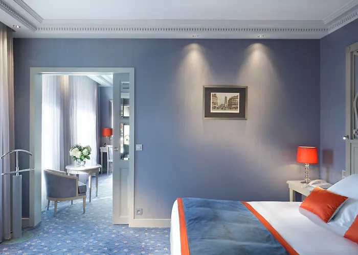 Rochester Champs Elysees